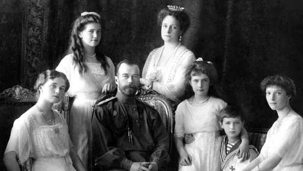 ارتكب البلاشفة بعد ثورة 1916 في روسيا مجزرة فظيعة، ضد أسرة آل رومانوف الحاكمة