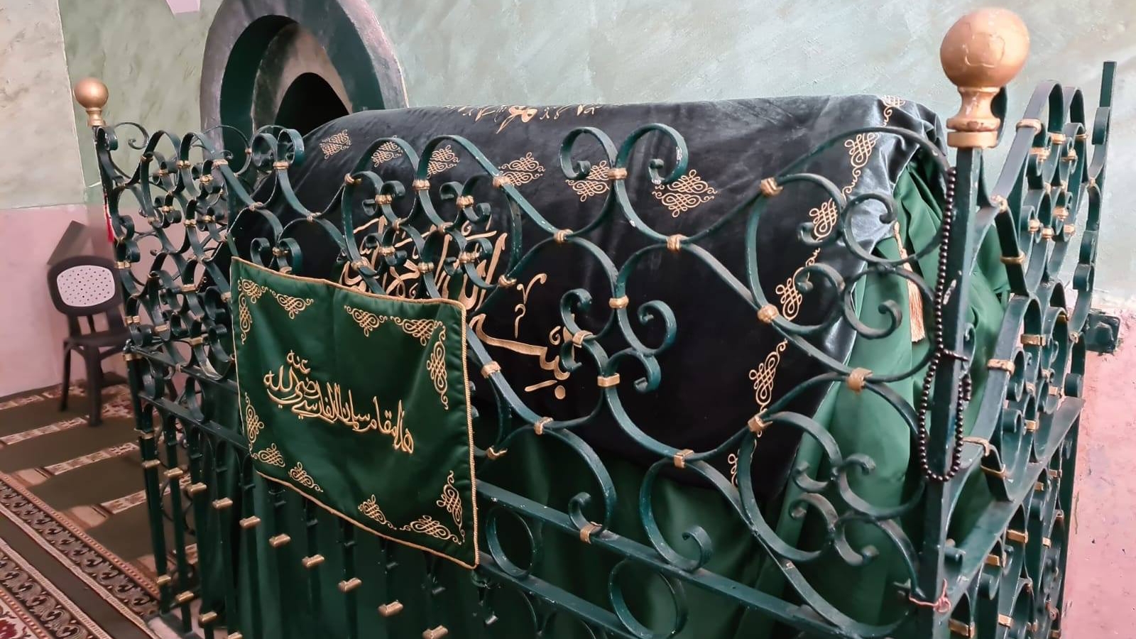 مقام سلمان الفارسي في فلسطين