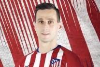 أتلتيكو مدريد يضم الكرواتي كالينيتش من ميلان الإيطالي