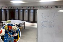 المنتخب الياباني يترك رسالة في غرفة الملابس بعد خسارته اللقب الآسيوي 