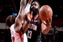 58 نقطة لهاردن وخسارة جديدة لووريرز في الـNBA