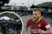 روابط روما ترفض رحيل دي روسي وترفع لافتات مناهضة لرئيس النادي