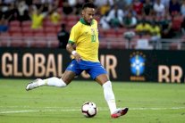 نيمار يحقق مع البرازيل رصيداً أعلى من ميسي ورونالدو وسواريز