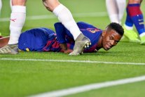 إصابة سيميدو تبعده خمسة أسابيع عن برشلونة