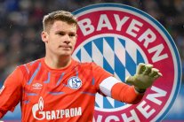 شالكه يجرد حارسه من شارة الكابتنية بعد إعلان انتقاله الى بايرن ميونيخ