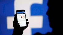 فيسبوك يغلق العديد من الحسابات