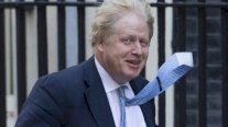 بوريس جونسون: نراقب الأوضاع بعناية شديدة