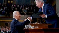 بايدن ومكارثي: الاتفاق بشأن سقف الدين في طريقه إلى الكونغرس