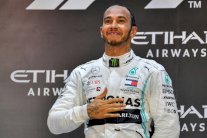 فورمولا واحد: هاميلتون يطارد شوماخر على حلبات الافلات من كورونا