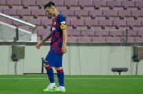 فان برونكهورست لا يتصوّر برشلونة بدون ميسي