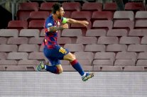 غوريتسكا: تحتاج إلى فريق كامل لإيقاف ميسي