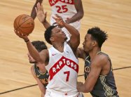 كوري يقود ووريرز الى الفوز على يوتا جاز