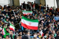 منع النساء من دخول الملعب في مباراة إيران ولبنان