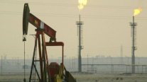 أسعار النفط: أوبك تتفق مع شركائها على تمديد خفض الإنتاج لشهر إضافي