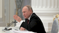 بوتين يضع القوة النووية لروسيا في 