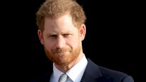 تسريب روايات سلبية عن هاري وميغان.. من المسؤول؟