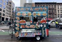 الشرطة الأمريكية تحتجز مساعداً سابقاً لأوباما بسبب تعليقات 