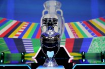 كأس الأمم الأوروبية فكرة أبصرت النور بعد موت صاحبها... فما قصتها؟