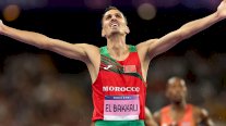 المغربي سفيان البقالي يفوز بذهبية سباق 3 آلاف متر موانع
