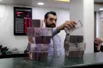 ماذا يعني ارتفاع قيمة اللّيرة السورية؟ 