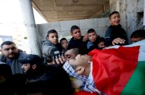 الفلسطينيون يتبادلون الاتهامات وإطلاق النار