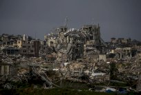 ما الذي نعرفه عن خطة مصر والعرب لإعمار غزة دون تهجير ؟