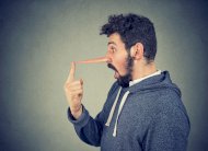 كذبة نيسان: تعرف على أبرز خمس أكاذيب أُطلقت بالمناسبة