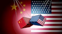 ما تأثير الحرب التجارية بين الولايات المتحدة والصين على الاقتصاد العالمي؟