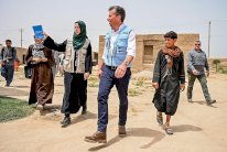 من هو توم فليتشر الذي يقود مطالب الأمم المتحدة بإدخال المساعدات إلى غزّة؟