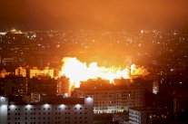 لبنان يعتبر الغارت الإسرائيلية 