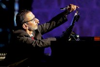 كيف أثّر فن وفكر زياد الرحباني في أجيال متعاقبة؟