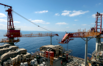 هل تخسر إسرائيل إذا جمدت اتفاق تصدير الغاز إلى مصر؟