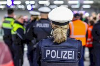 السلطات الألمانية تعتقل شخصاً يُشتبه بانتمائه لحماس والتخطيط لهجوم