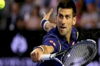 جوكوفيتش يفوز على موراي ويحرز لقب أستراليا المفتوحة للتنس