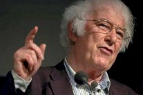 وفاة الشاعر الأيرلندي شيموس هيني الفائز بجائزة نوبل