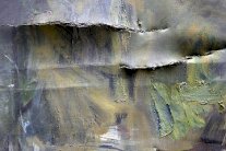 آزاد إسكندر: ما تبقَّى من قصيدة ممزَّقة