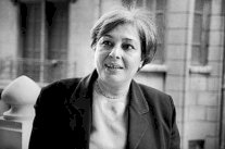 رضوى عاشور تستسلم لنقد الموت