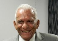 وفاة الشاعر العراقي عبد الرزاق عبد الواحد في باريس