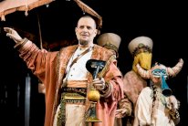 شكسبير ومسرحية الليلة الثانية عشرة في المسرح الملكي