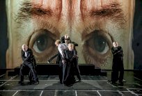 مسرحية البطة البرية مابين الابهار وسرقة عين المتفرج