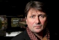 فوز البريطاني ارميتاج بمنصب استاذ الشعر في اوكسفورد