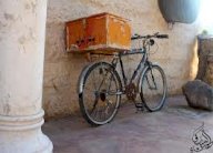 عادل سعيد: ساعٍ... بلا حقيبة