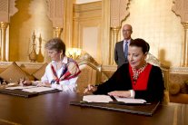 مذكرة تعاون ثقافية بين أبوظبي وبرشلونة