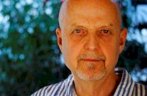 رون كيرتشي: حرق الكتاب