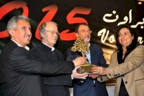 الشاعر الألماني فولكر براون يتسلم جائزة الأركانة العالمية