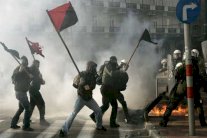 عصر الغضب: حين تراجع الليبرالية نفسها