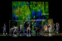 مسرحية أمن عالم المسرح الحديث مابين تكنولوجيا السينما والفيديو والرقص 