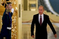 مفكرو بوتين يرسمون أيديولوجيا الكريملين