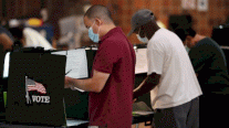 الانتخابات الأميركية: بدء التصويت المبكر في فلوريدا 