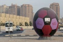 موعد مونديال قطر قد يمس عقوداً بمليارات الدولارات